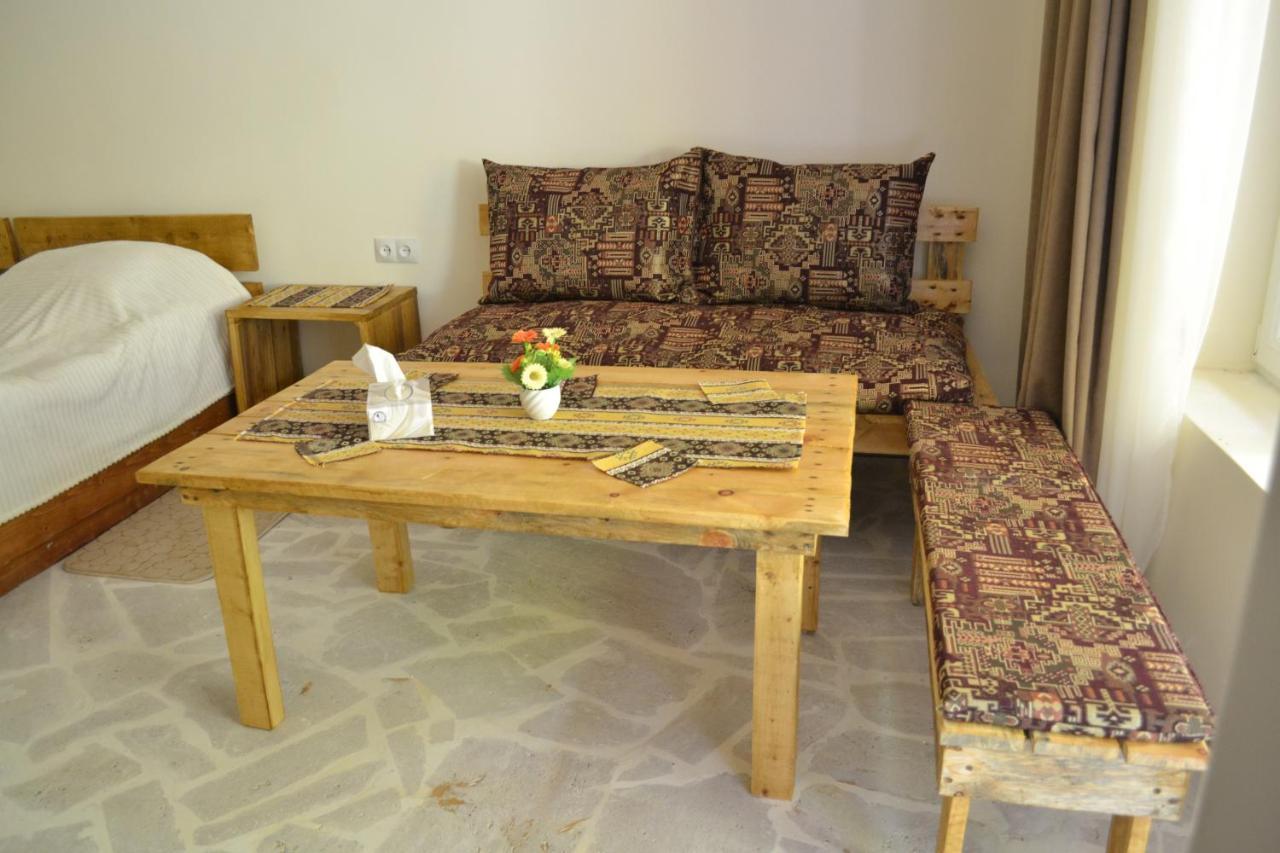 Bjnihouse, Guest House Εξωτερικό φωτογραφία