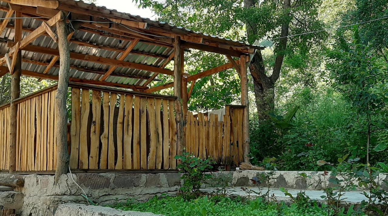 Bjnihouse, Guest House Εξωτερικό φωτογραφία